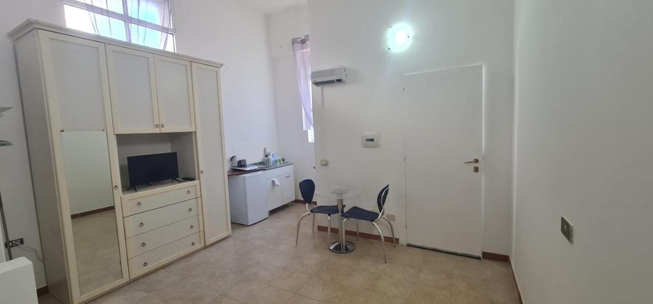 Mini Appartamento A Roma Екстериор снимка